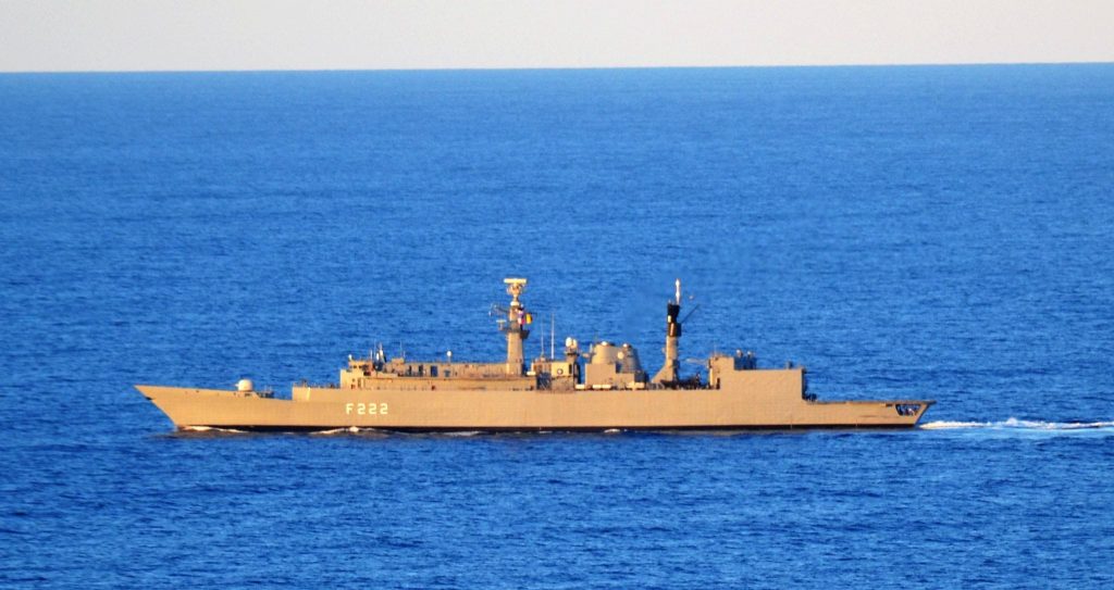 Fregata F222 Regina Maria – foto – Fortele Navale Romane