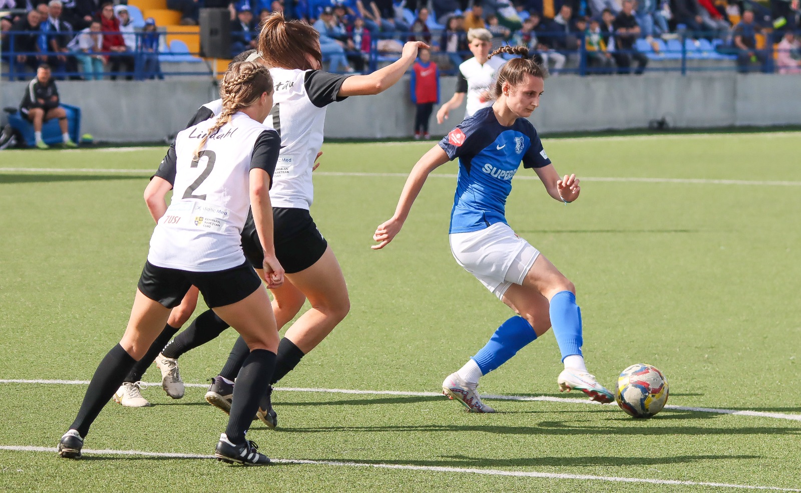 Patru fotbaliste de la Farul au fost convocate la naționala României