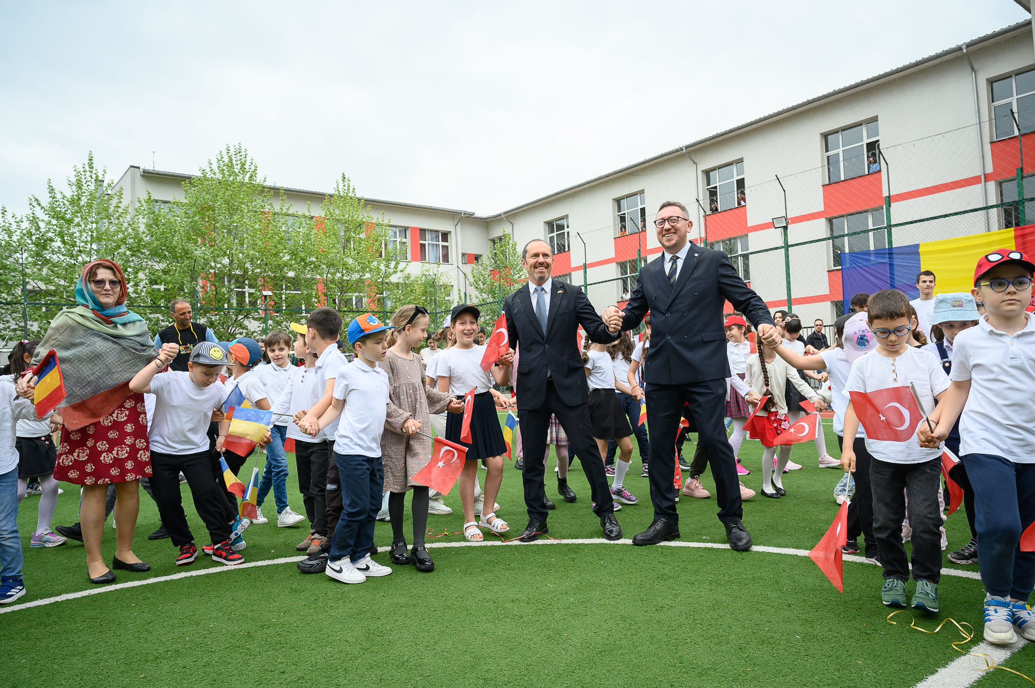 Cu prilejul zilei de 23 Aprilie, Ziua Suveranității Naționale și a Copilului, Institutul Yunus Emre a organizat Festivalul Copiilor în București și Constanța