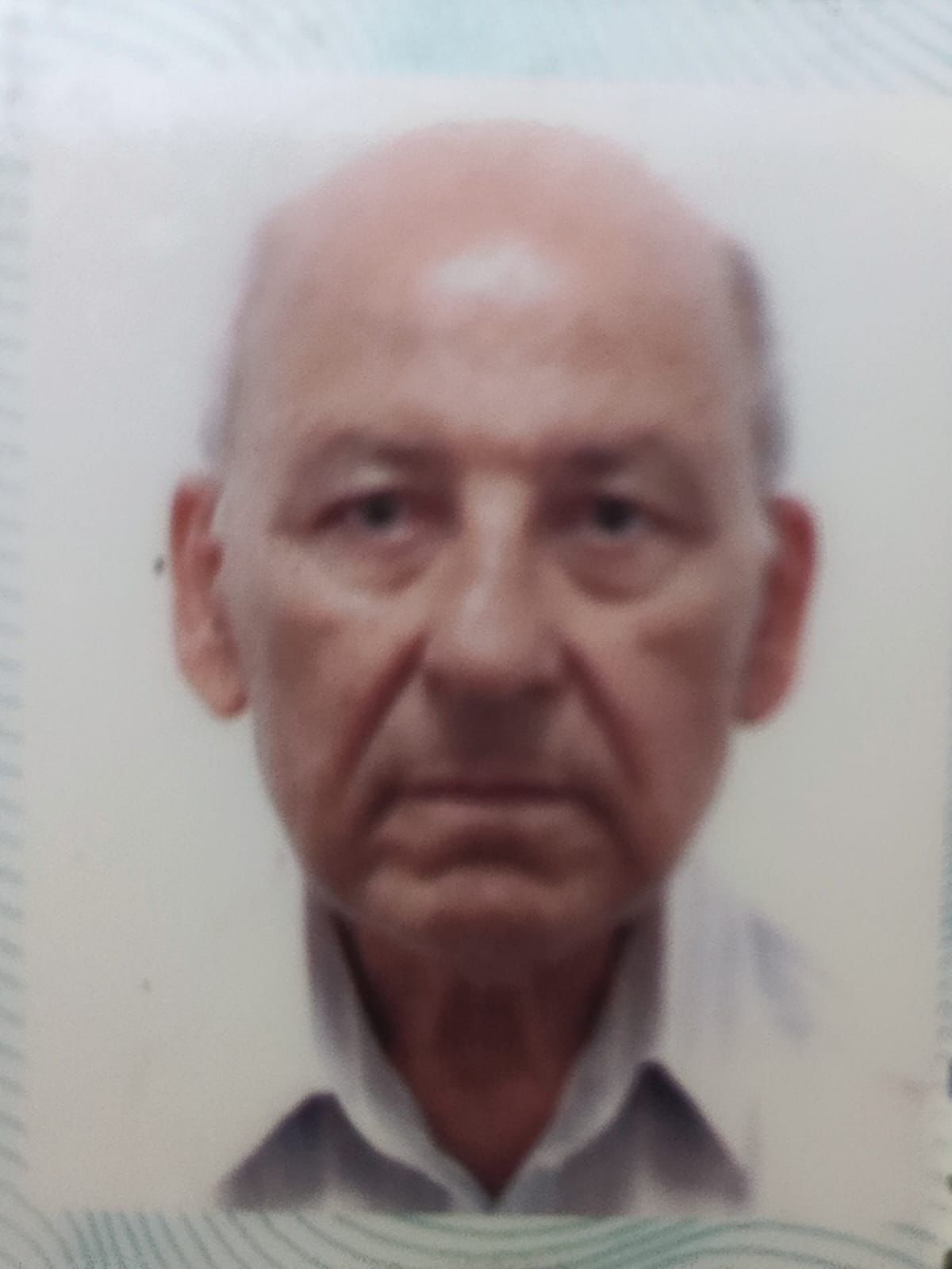 UPDATE – Dacă l-aţi văzut, anunţaţi autorităţile. Bătrânul a plecat de la domiciliu şi nu a revenit până în prezent