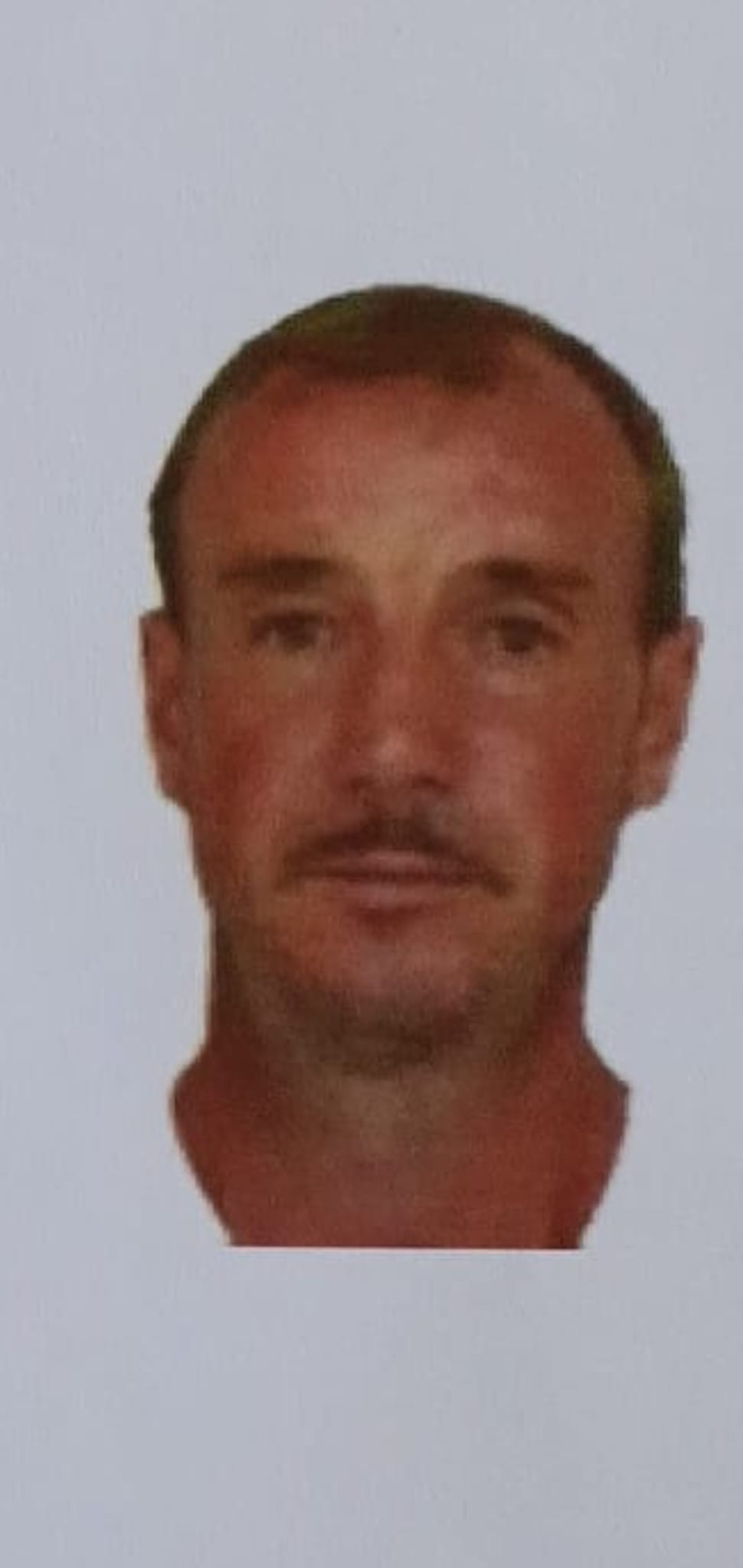 TULCEA: Dacă l-aţi văzut, sunaţi la 112. Este căutat de familie