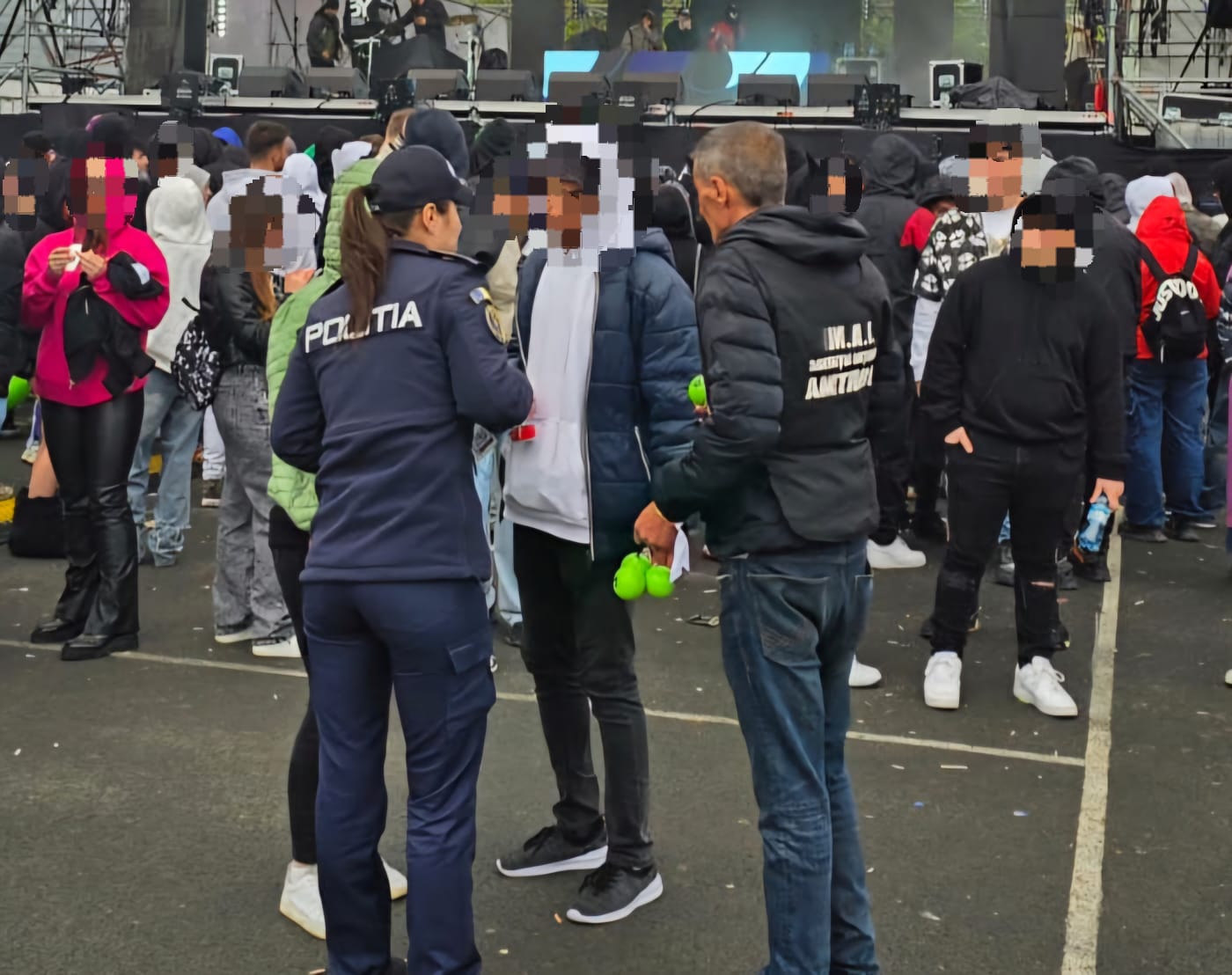 Poliţiştii au fost prezenţi la evenimentele desfășurate în stațiunea Costinești