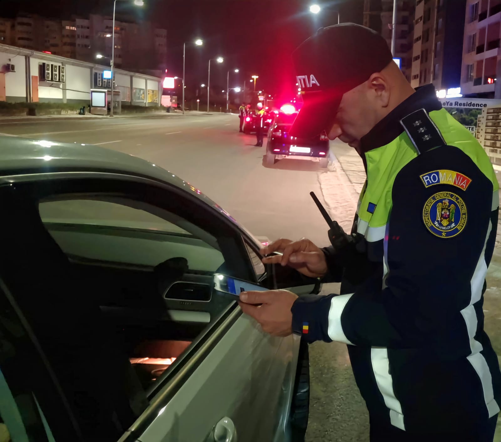 Un tânăr posibil drogat, oprit de poliţiştii din Năvodari – Secția 2 Poliție Rurală Cogealac