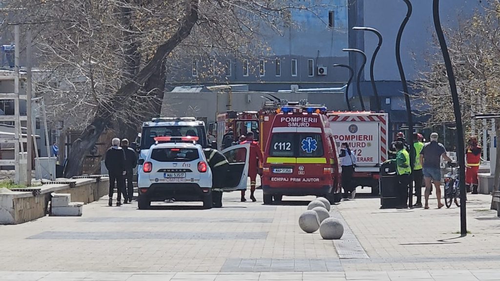 incendiu hotel Parc - foto - Daniel Sirbu
