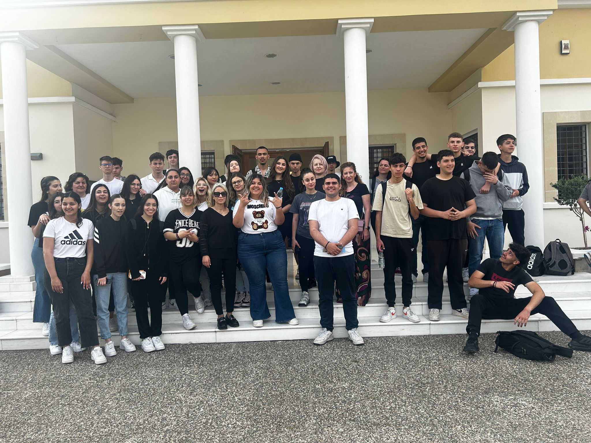 Mobilitate Erasmus+ în Cipru pentru 12 elevi de la Liceul Teoretic George Călinescu