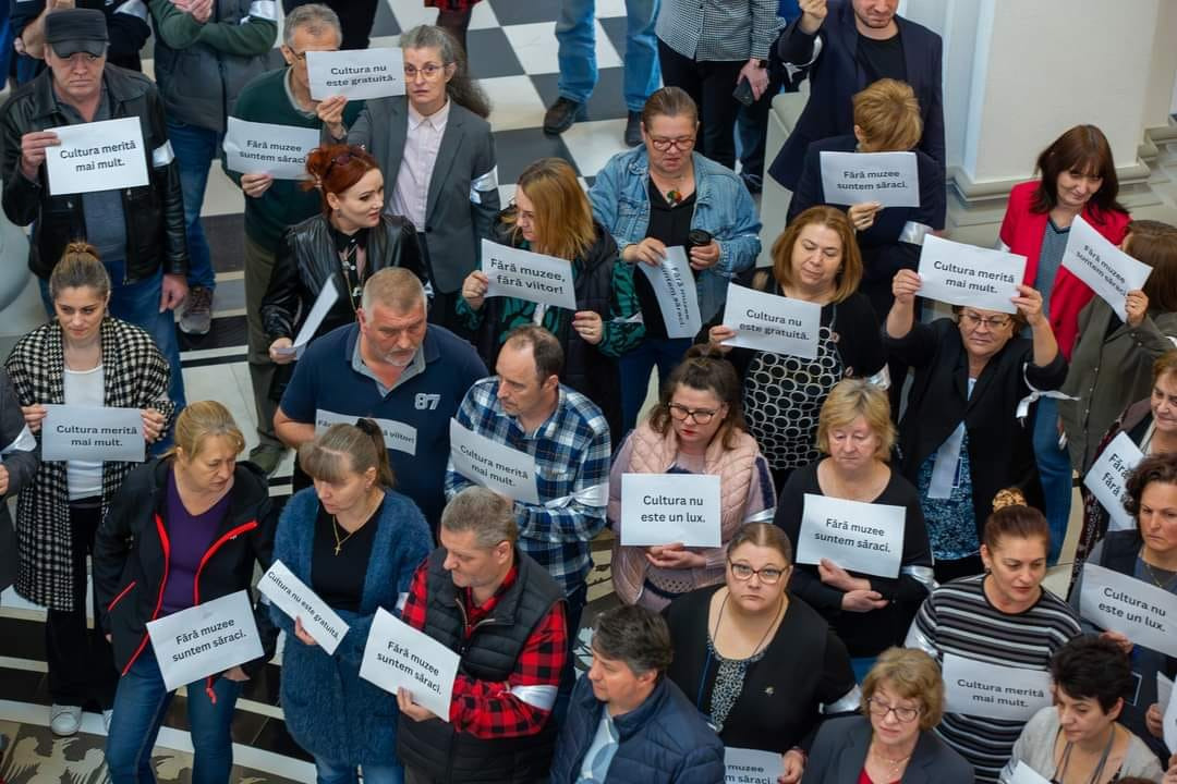 Membrii Federaţiei CulturMedia nu vor participa la Noaptea Europeană a Muzeelor; protest pe 18 mai în Piaţa Victoriei