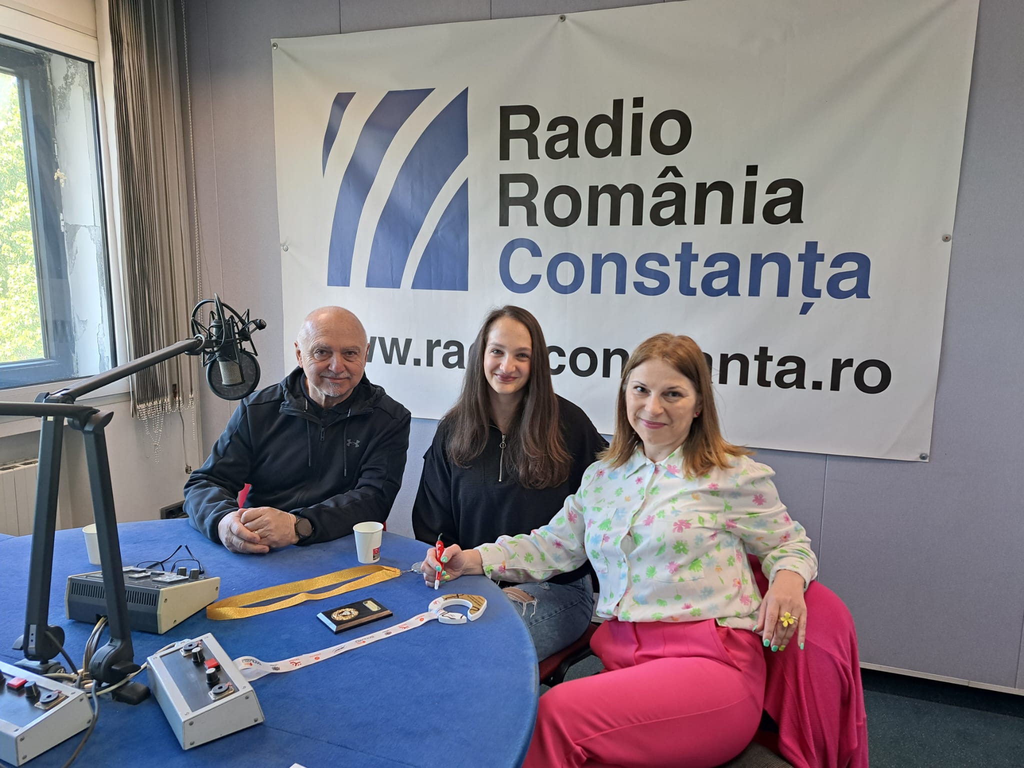 TEMA ZILEI | Bobul este un sport care le aduce medalii internaționale românilor. Invitaţii din emisiunea de astăzi, au vorbit despre succes, în condițiile în care țara noastră nu dispune nici măcar de o pârtie funcțională