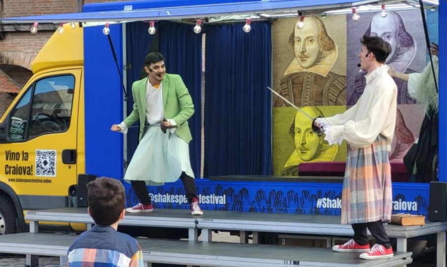 AUDIO | Caravana Shakespeare ajunge la TULCEA și CONSTANȚA