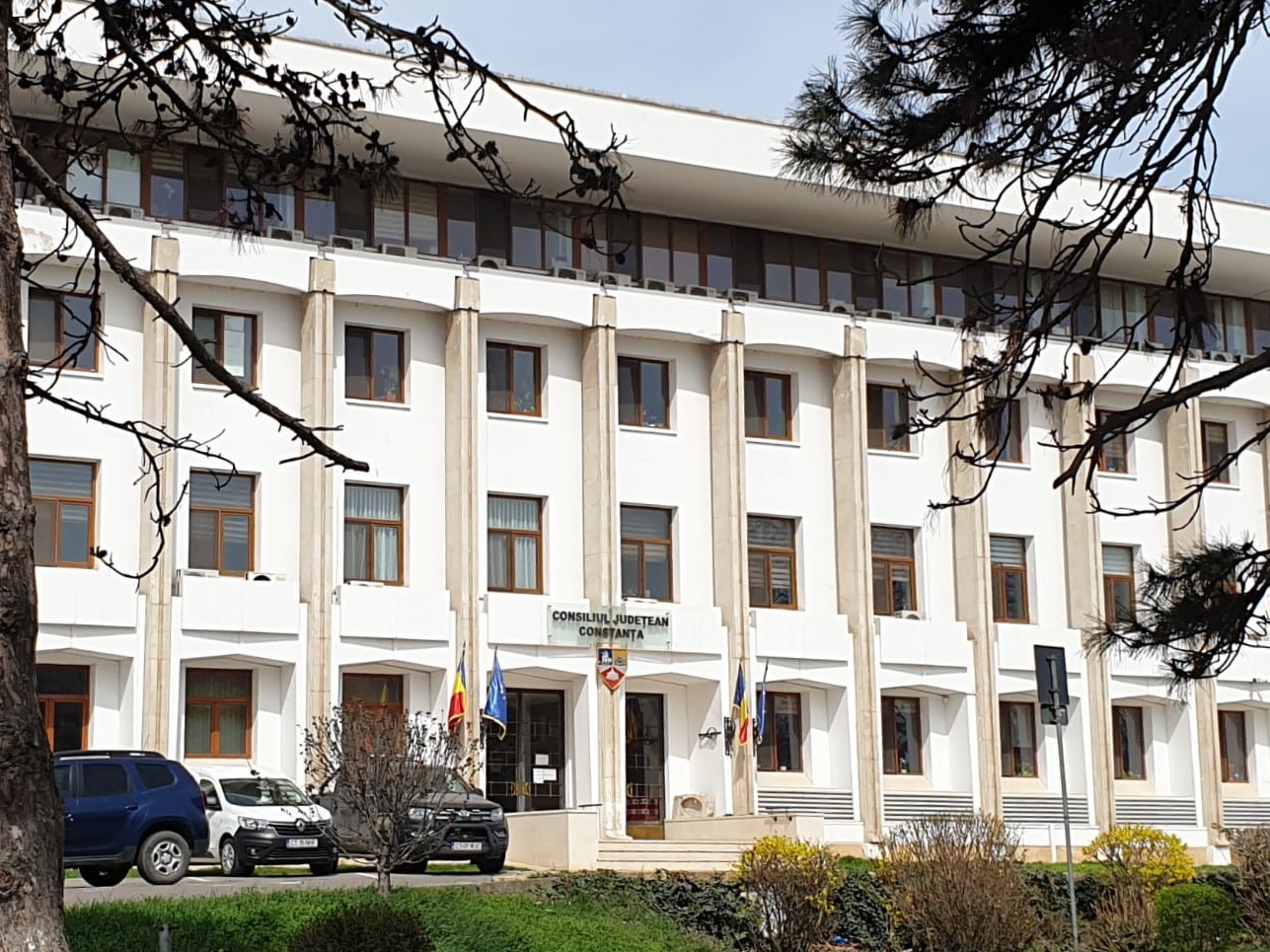 CONSTANȚA: Reabilitarea Palatului Administrativ și a Bibliotecii „Ioan N. Roman”, pe ordinea de zi a ședinței CJC