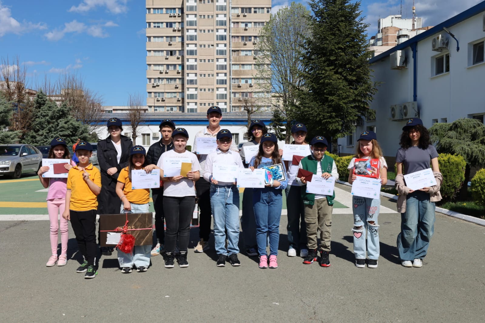 Ceremonia de premiere a participanților la concursul de pictură și desen “Apa este Viață” a avut loc la sediul RAJA