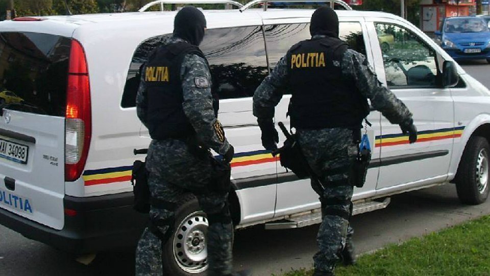 CONSTANȚA: Percheziții într-un dosar de proxenetism și pornografie infantilă