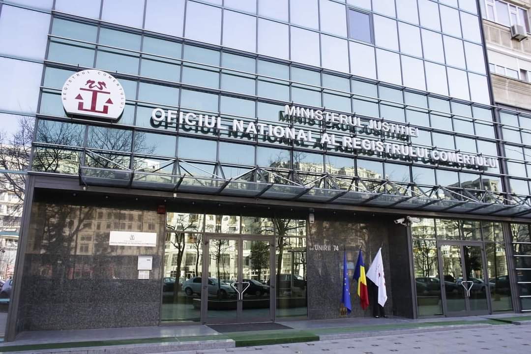 Sindicaliștii Oficiului Național al Registrului Comerțului intră în grevă japoneză