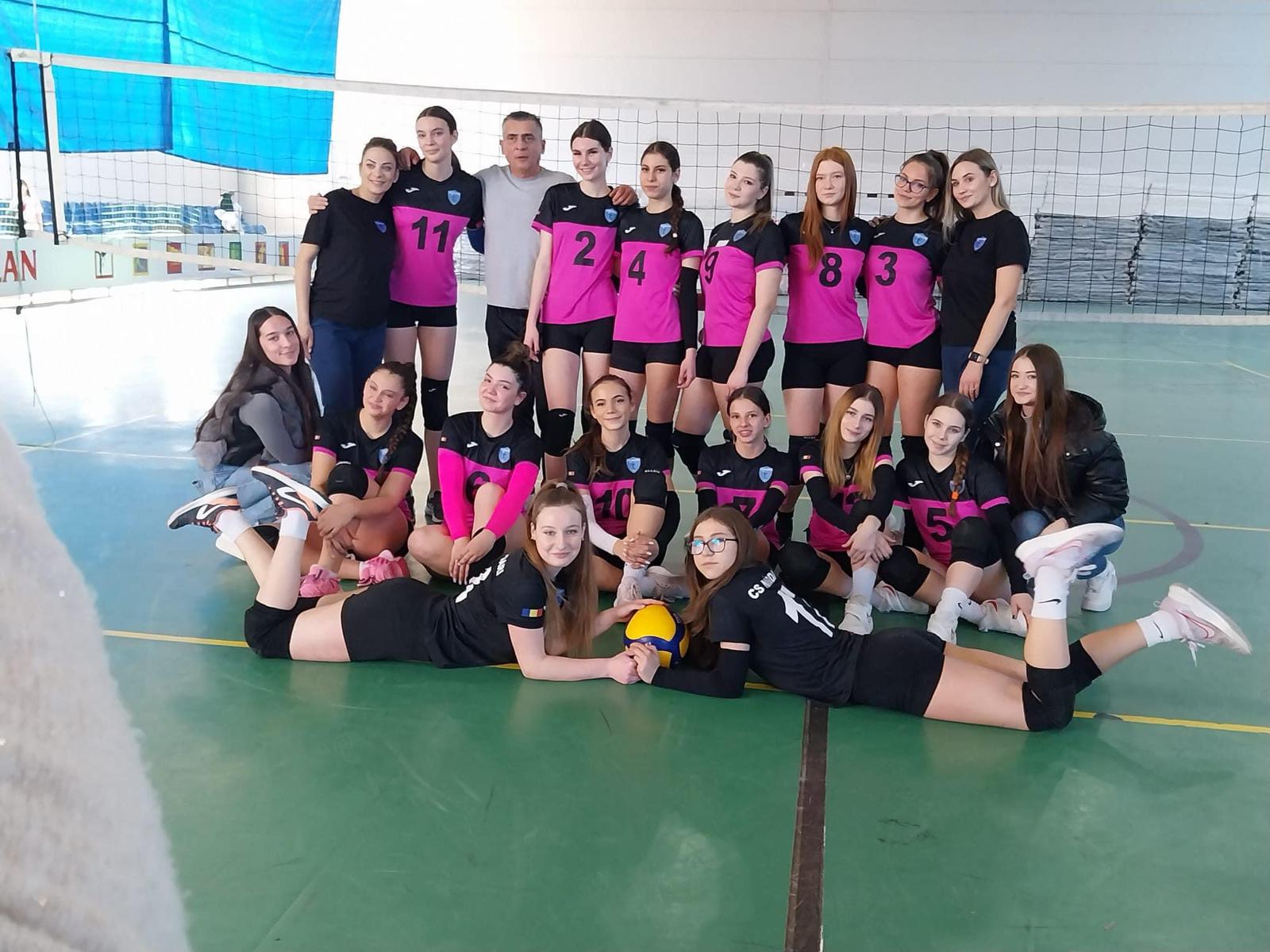 Echipa de volei cadete de la CS Năvodari s-a calificat la turneul final