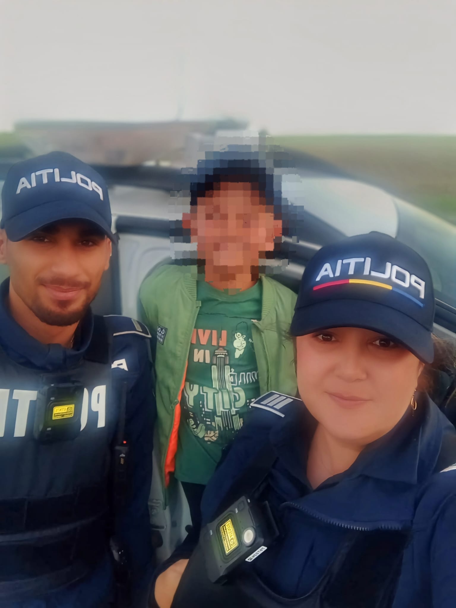 Un copil de 4 ani care s-a rătăcit, dus acasă în siguranţă de poliţiştii constănţeni