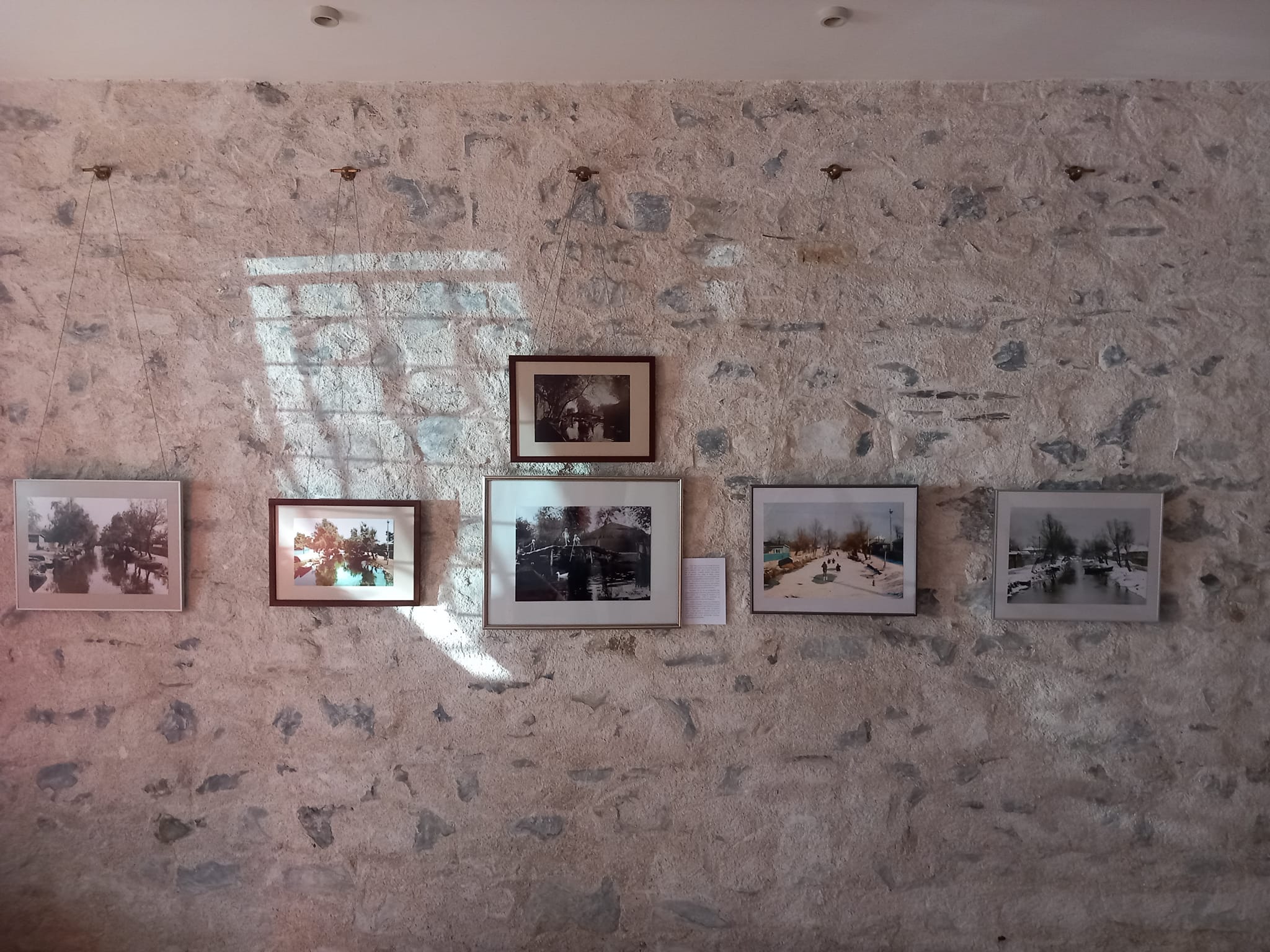 TULCEA: Expoziţie de fotografie dedicată oraşului Sulina