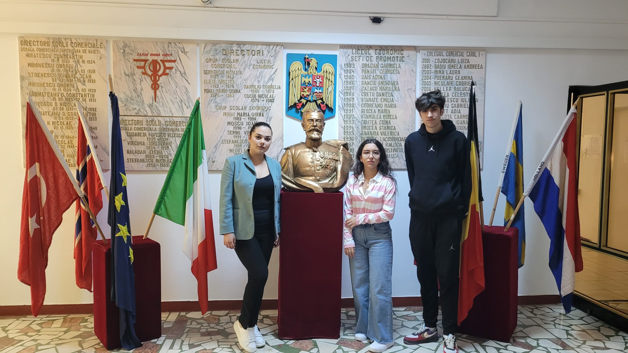 AUDIO | Premii la olimpiade și concursurile naționale pentru elevii Colegiului Economic “Carol I”