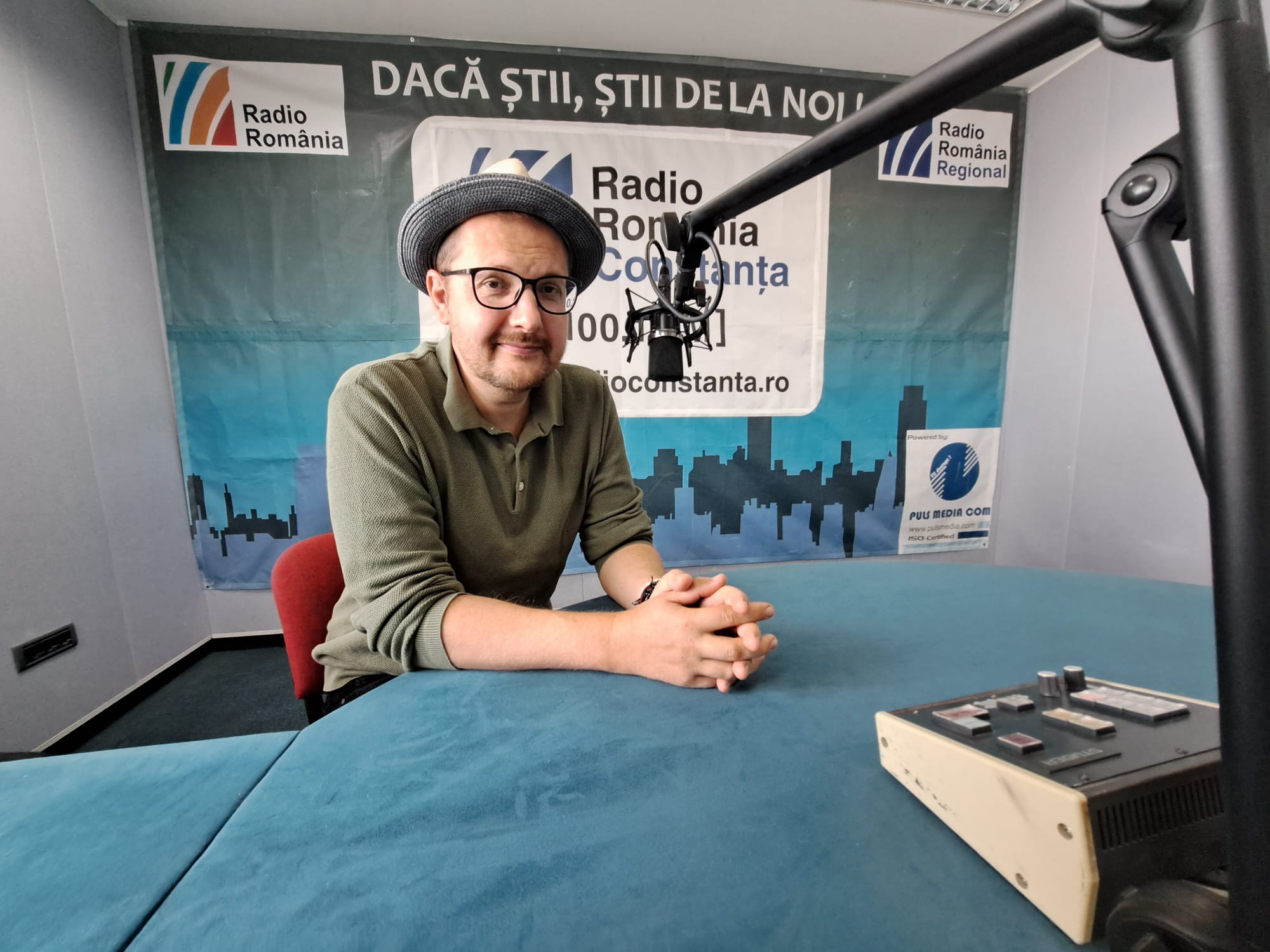 AUDIO | Autorul de cărți pentru copii Alec Blenche, în studioul Radio Constanţa