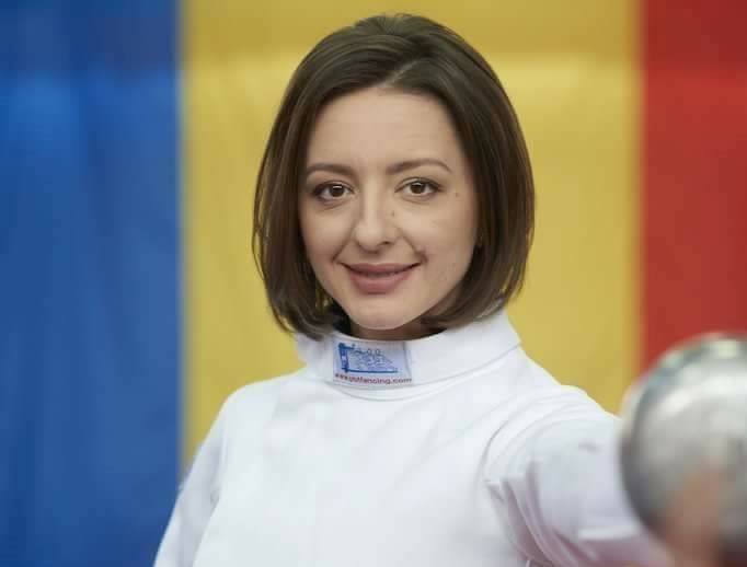 Fosta scrimeră Ana-Maria Brânză va purta astăzi flacăra Jocurilor Olimpice 2024