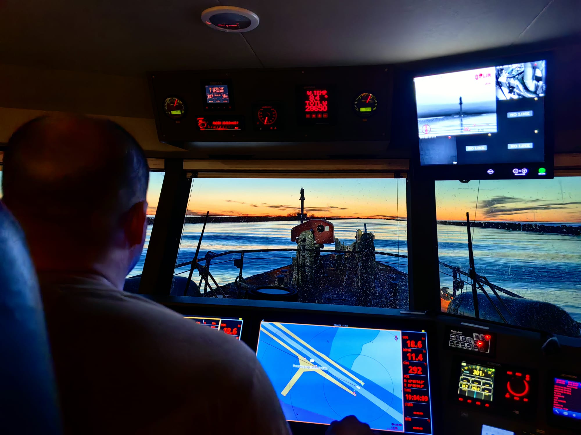 Au fost reluate căutările marinarilor dispăruți în urma scufundării navei „Mohammad Z”