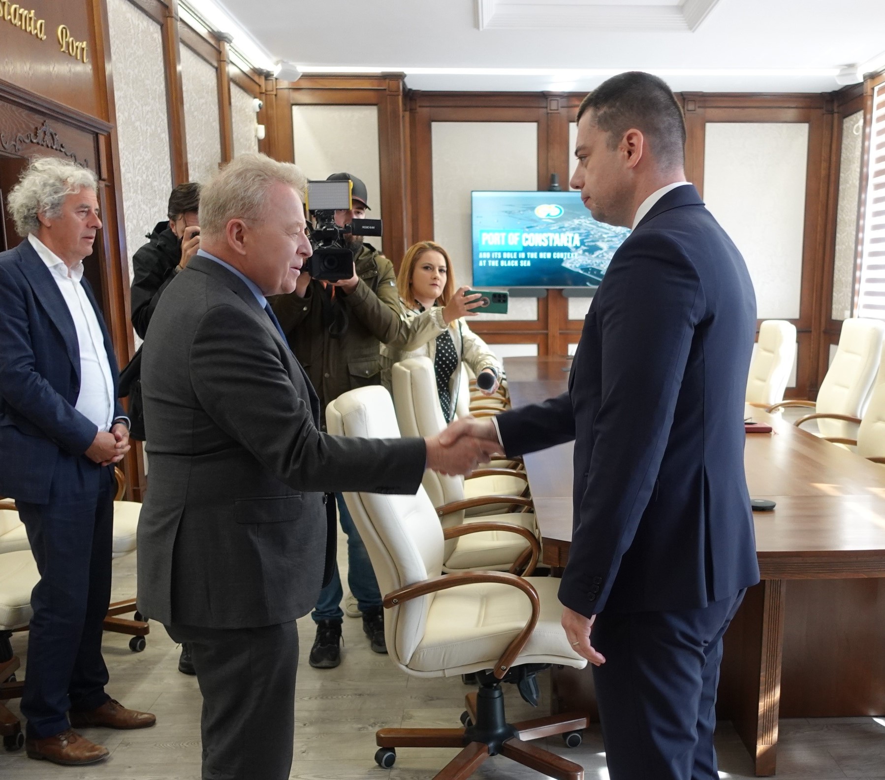 VIDEO | Comisarul european pentru Agricultură, Janusz Wojciechowski, a vizitat Portul Constanța
