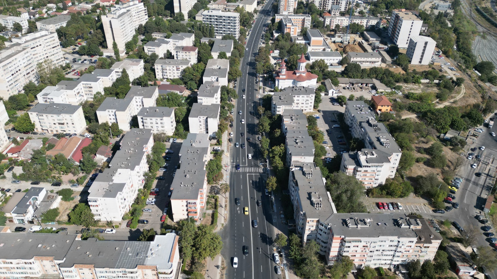 CONSTANȚA: Asociațiile de proprietari, obligate să asigure locuri special amenajate pentru colectarea deșeurilor