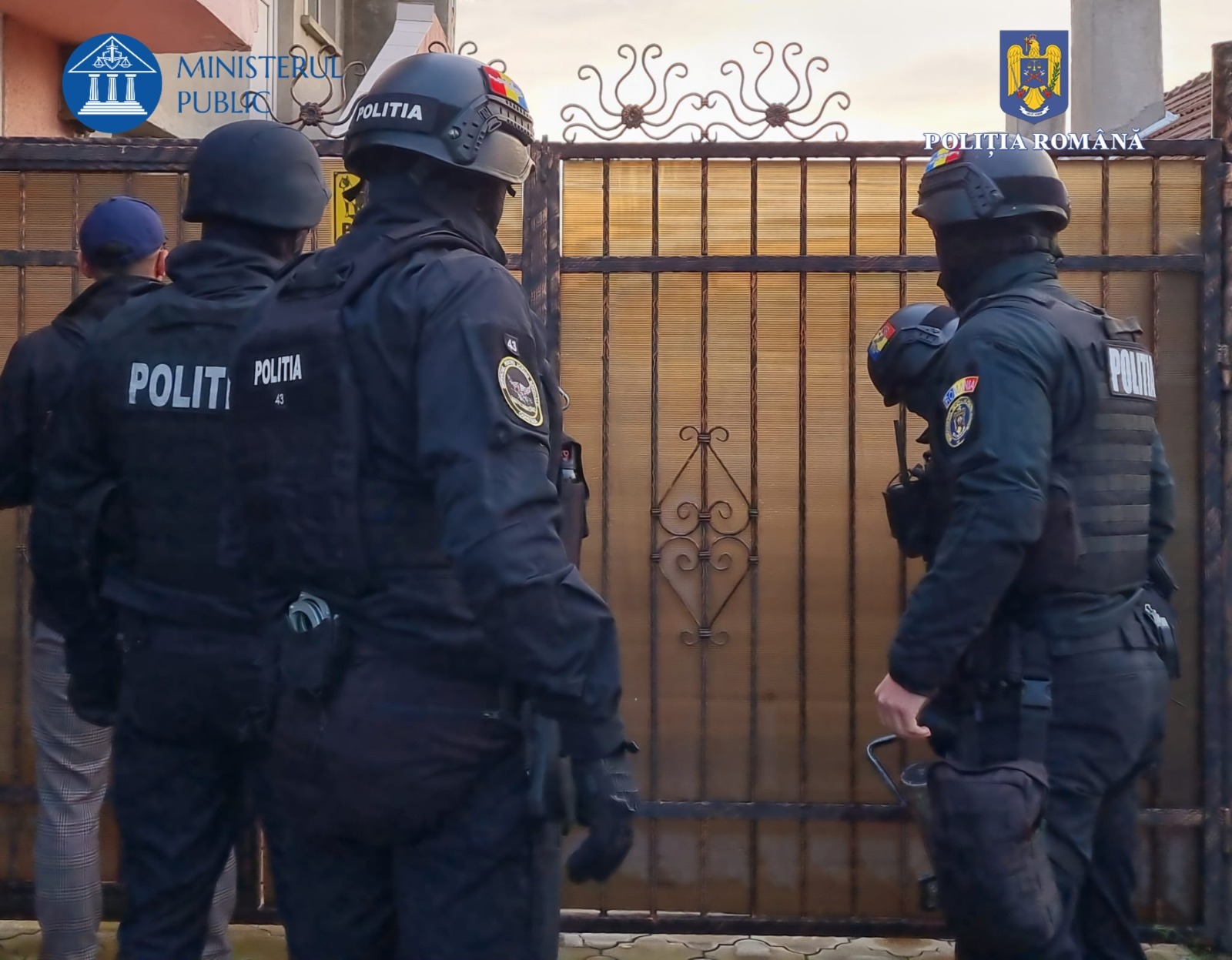 Două persoane sunt cercetate penal pentru înșelăciune: au vândut un teren executat silit acum 10 ani
