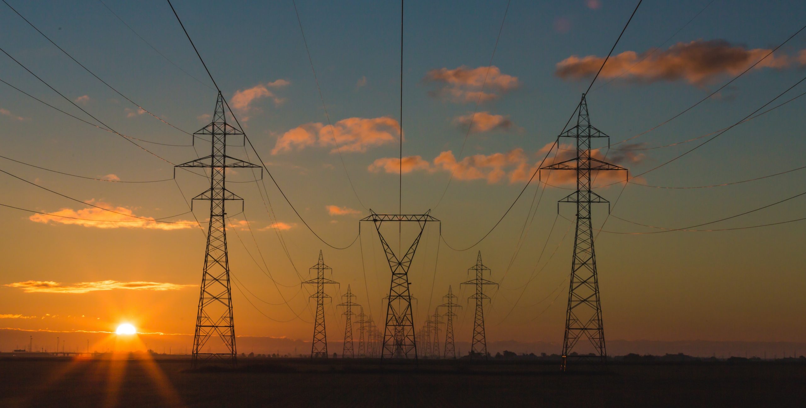 AUDIO | Sistemul energetic are nevoie de investiții majore, dar întrebarea este cum vor influența aceste sume facturile românilor