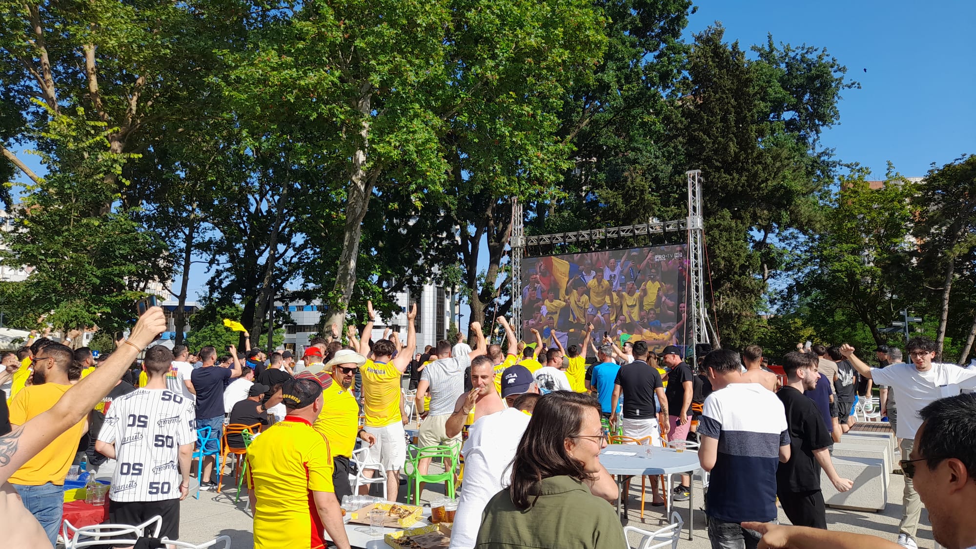 AUDIO: Debut perfect la Euro pentru naționala de fotbal a României
