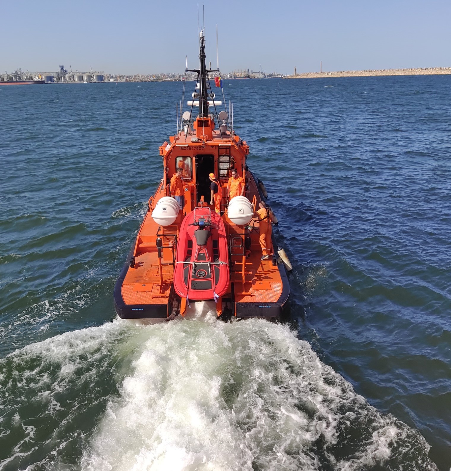 Navă ARSVOM solicitată într-o misiune de evacuare medicală, pentru un marinar străin