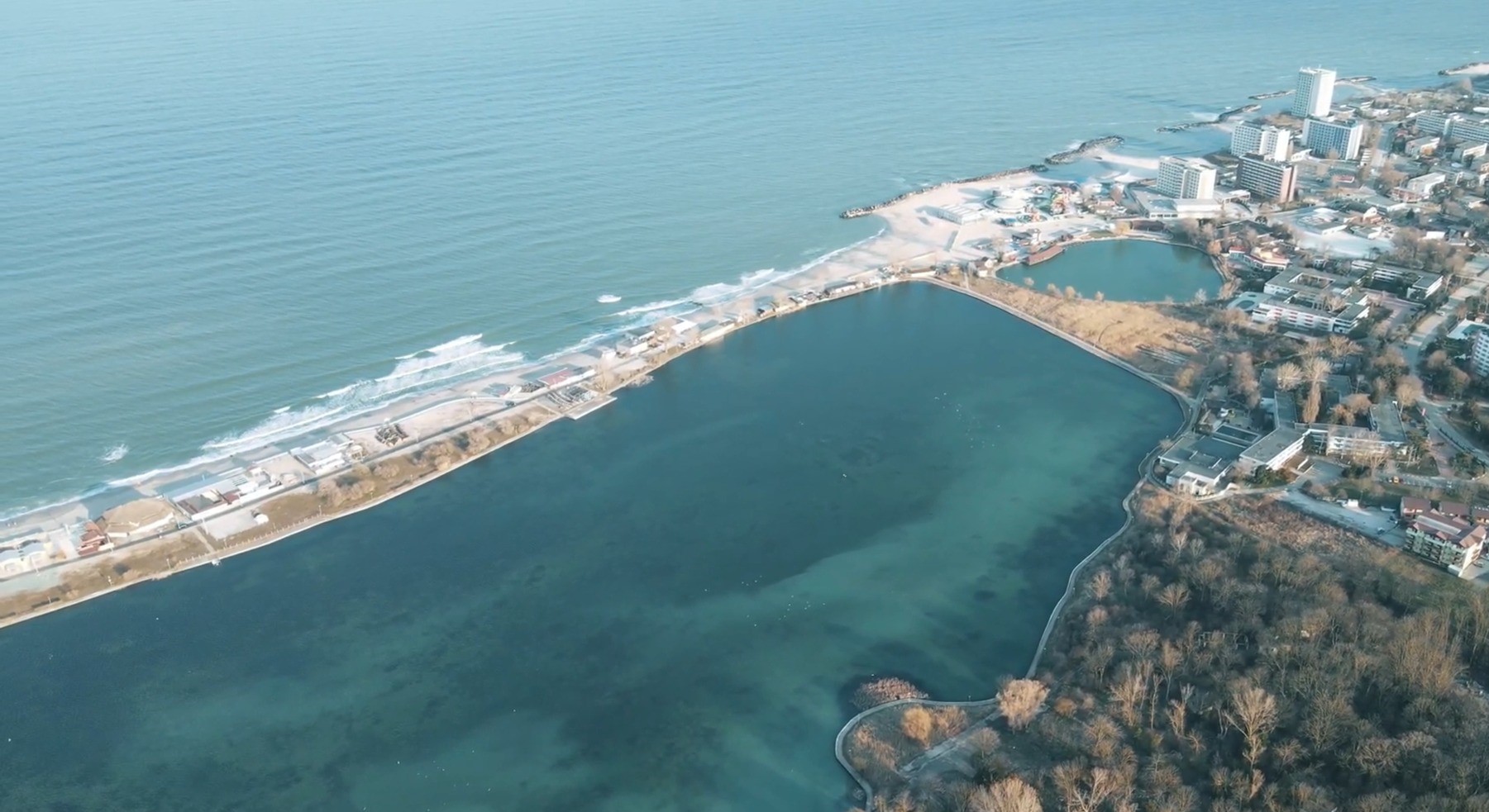 AUDIO | Aproximativ 60 de hectare de plaje noi vor fi create în acest sezon estival