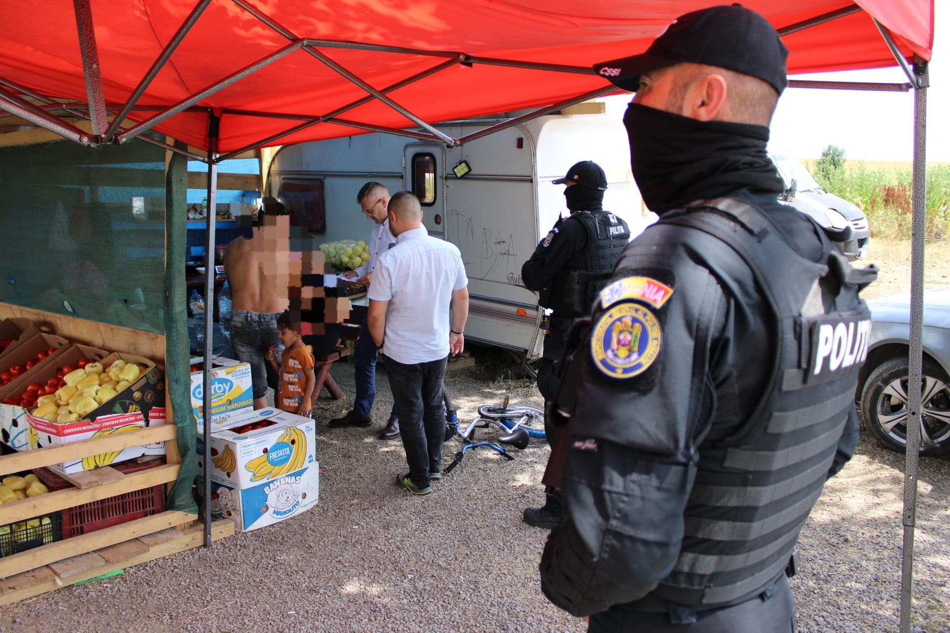 TULCEA: Piețele agroalimentare din Baia și Cataloi, verificate de polițiștii de la Economic