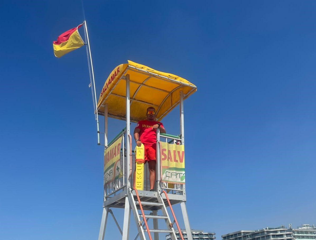 Peste 100 de salvamari supraveghează plajele din Constanța și Mamaia