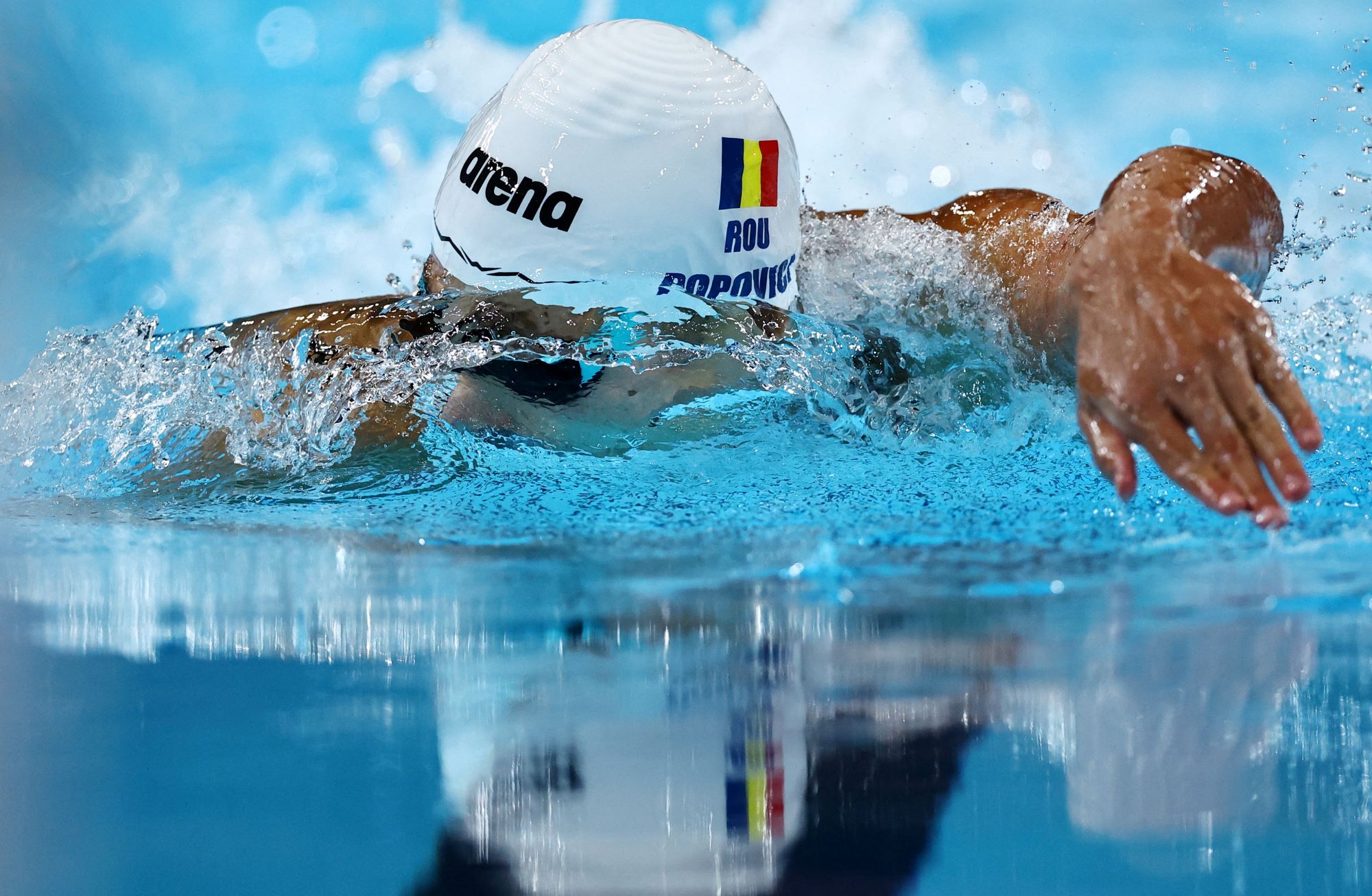 David Popovici este în semifinale la 100 m liber, la Europenele de la Paris