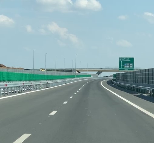 Se deschide circulația pe tronsonul de legătură dintre A0 și A2