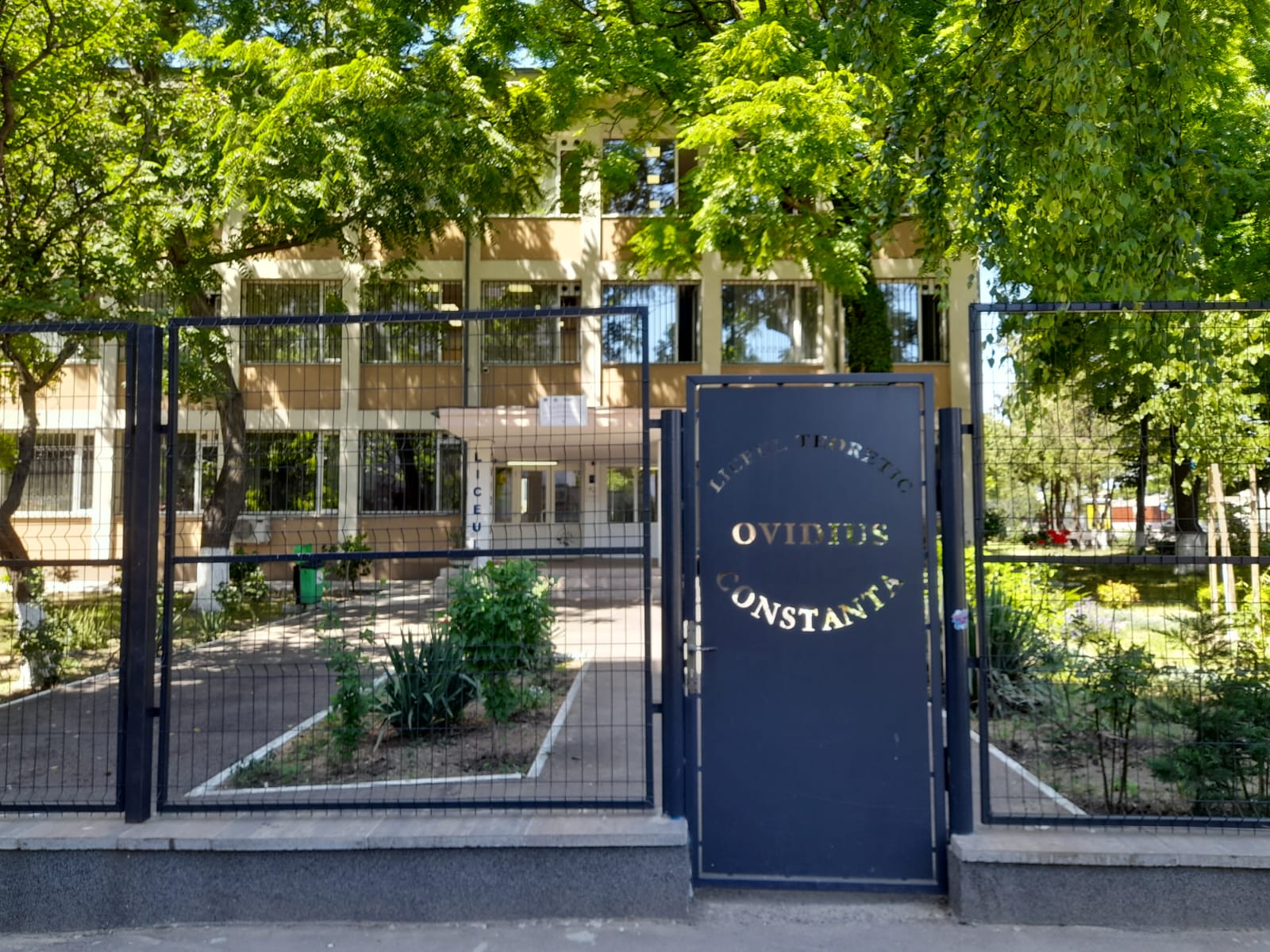 AUDIO | „Camera de detenție” – o măsură complet greșită, în opinia liceenilor de la „Ovidius”