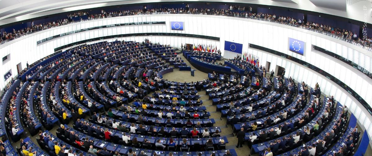 VIDEO | Diana Șoșoacă, dată afară din sala de plen a Parlamentului European