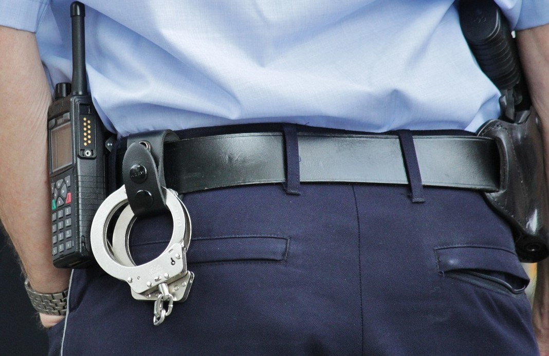 MEDGIDIA: Tânăr reținut pentru infracțiuni cu violență