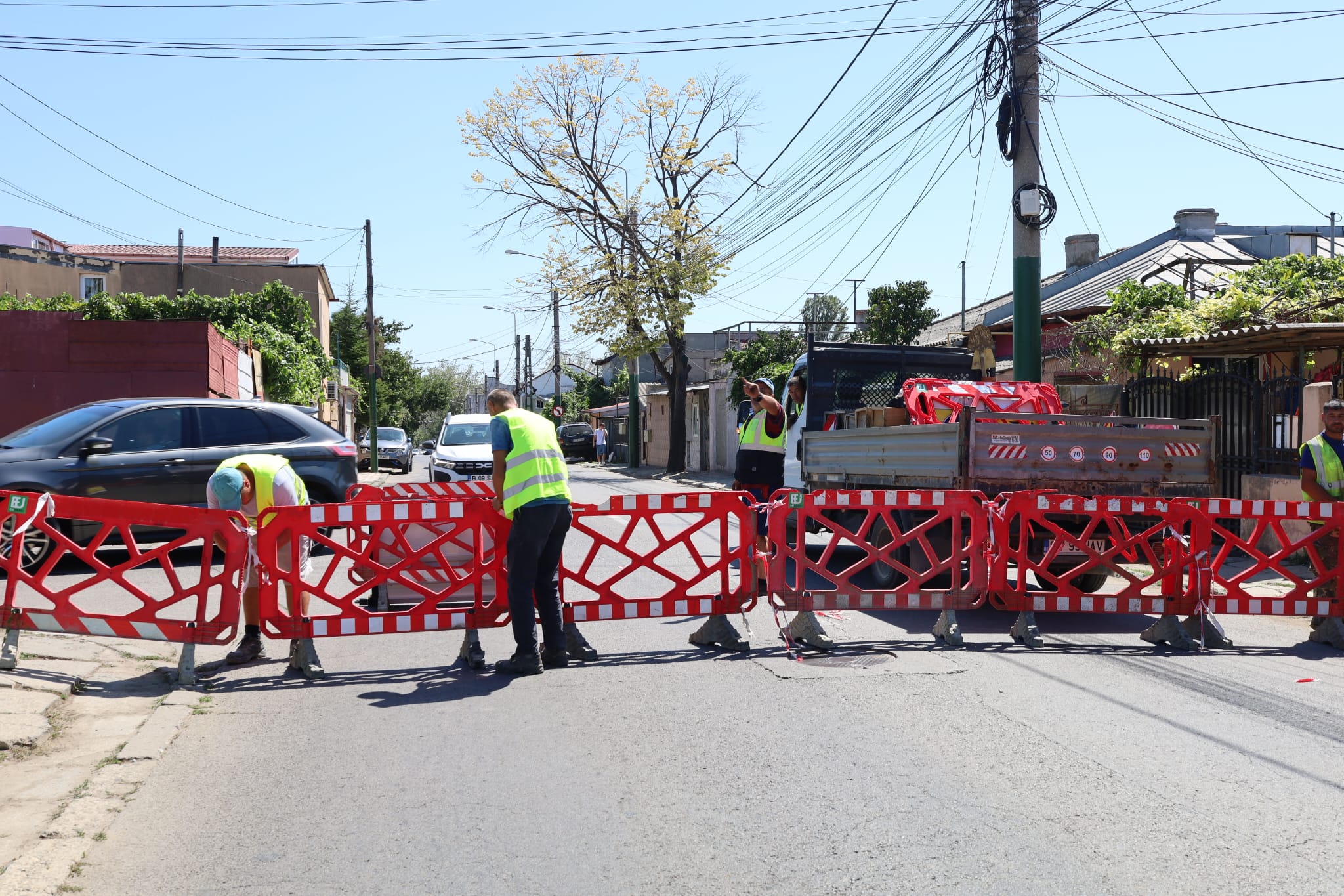 CONSTANȚA: Astăzi a început reabilitarea magistralelor de apă de pe strada Baba Novac