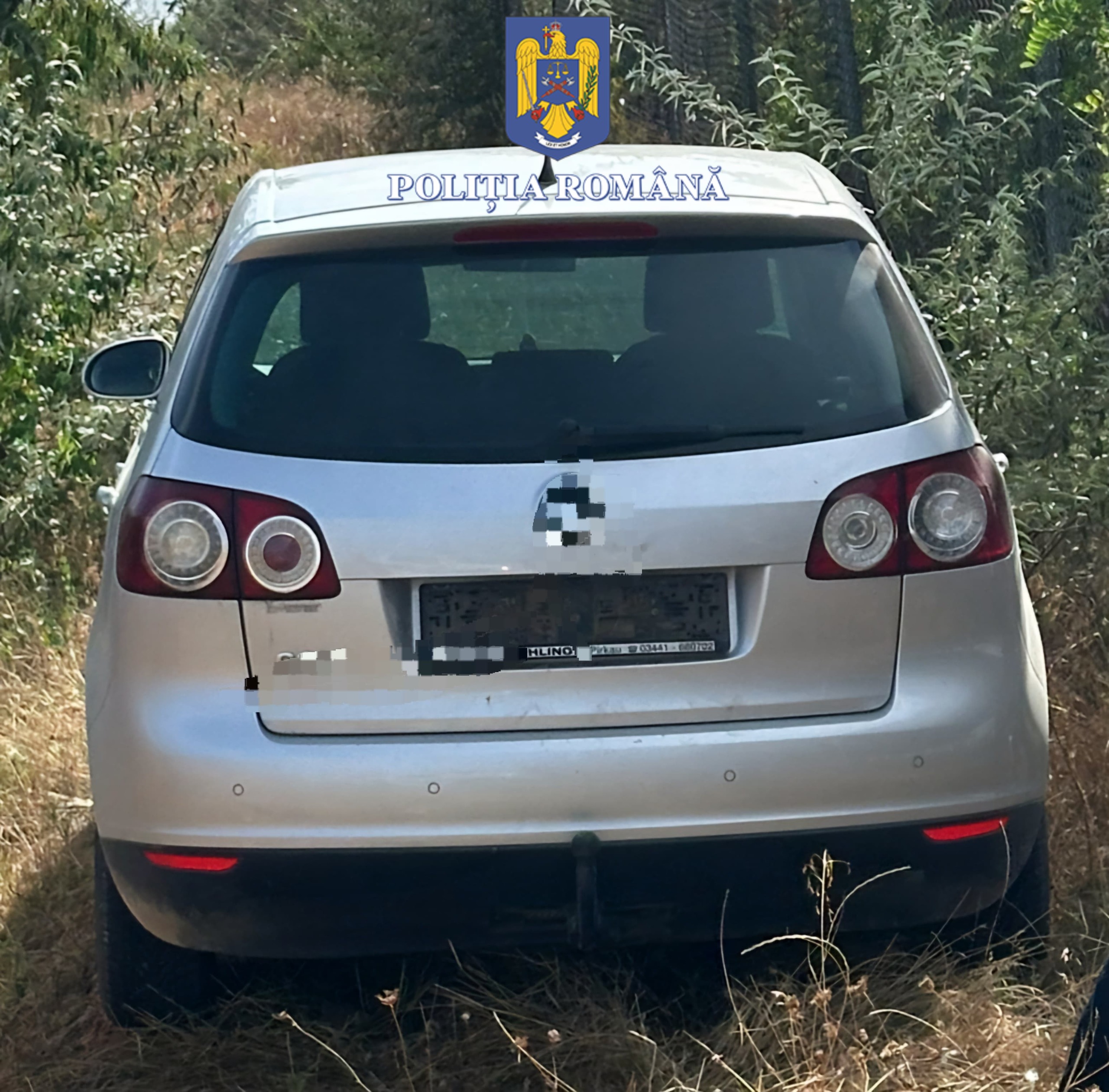 Un şofer de 70 de ani este cercetat de poliţiştii constănţeni pentru mai multe infracţiuni, printre care conducere cu permisul suspendat. Ce au mai descoperit oamenii legii