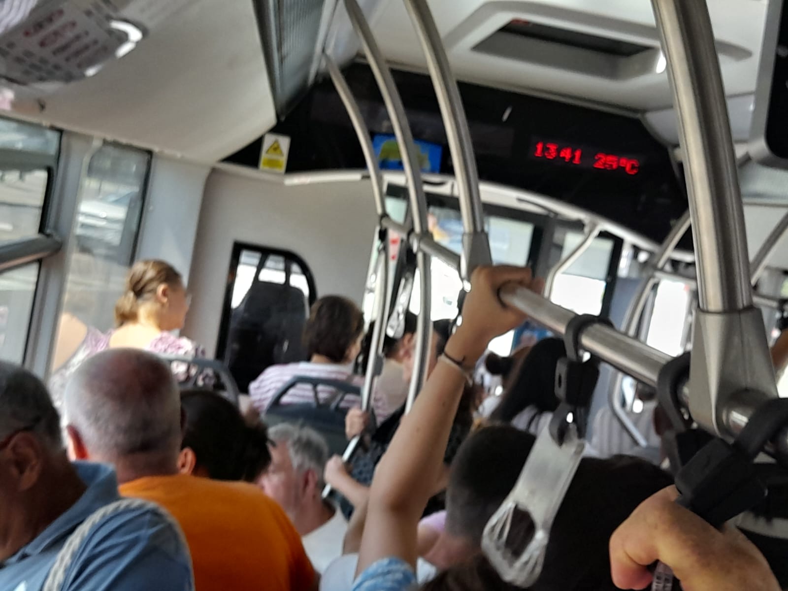 AUDIO: Înghesuială în autobuzele CT BUS