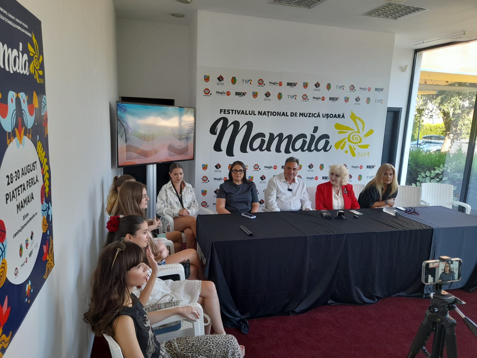 Teatrul de Vară Mamaia nu poate susţine un eveniment ca Festivalul Național de Muzică Ușoară Mamaia, din cauză că este subdimensionat