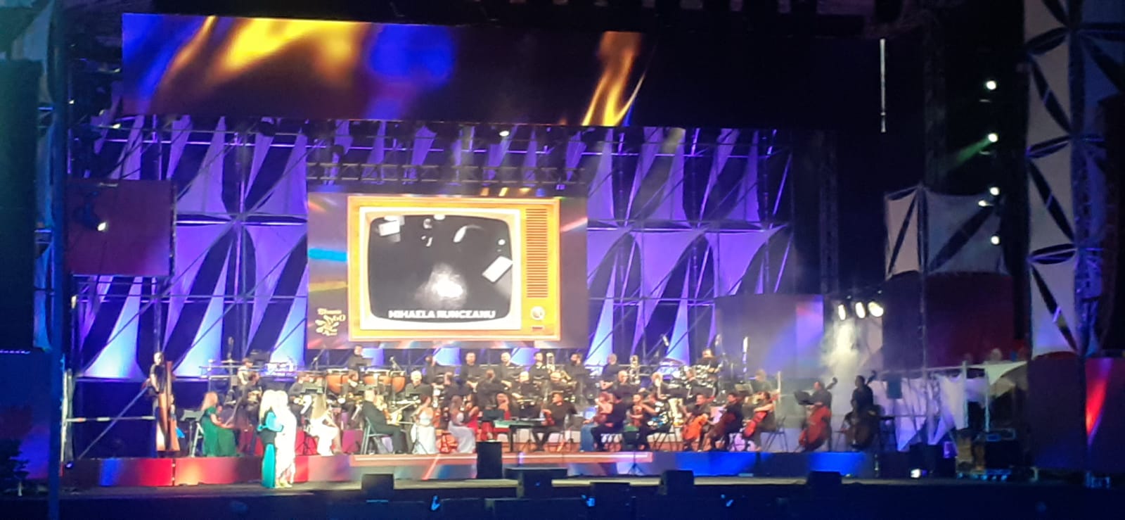 OMD Mamaia Constanța acordă premii speciale la Festivalurile de Muzică Ușoară și al Cântecului și Dansului Popular „Mamaia”