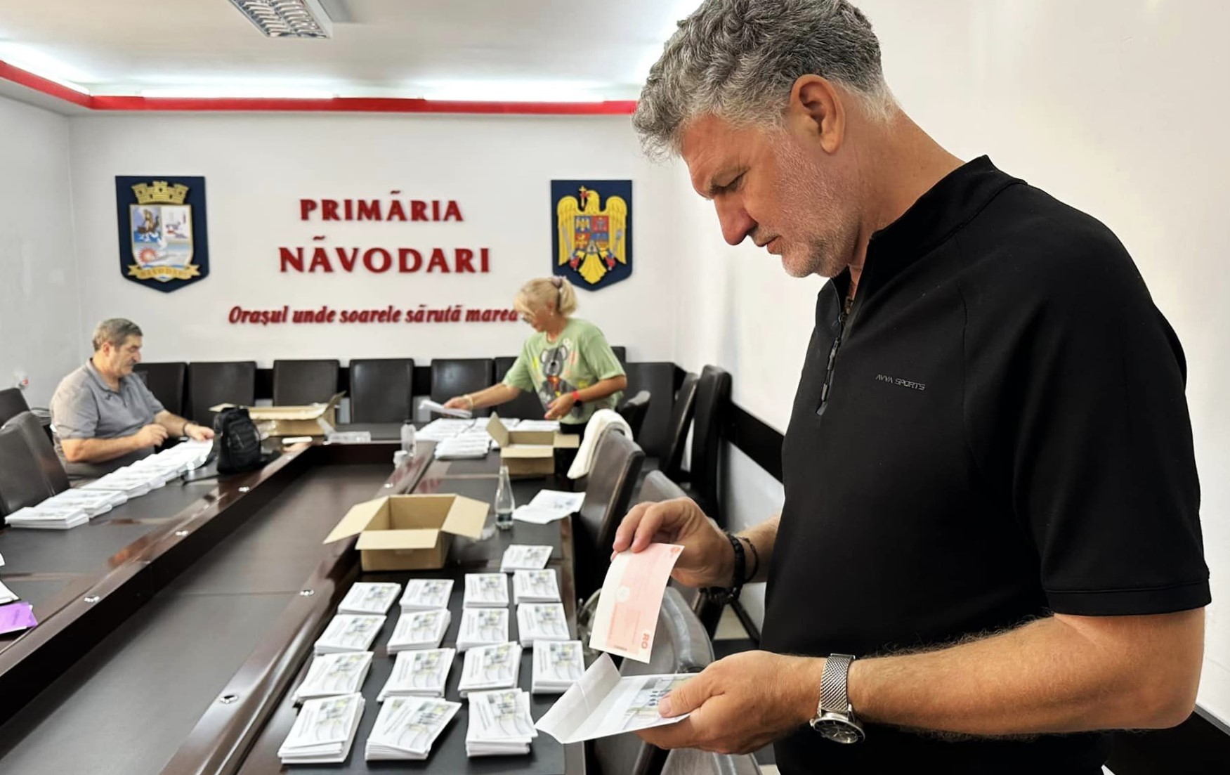 NĂVODARI: Ghiozdanele și rechizitele date de primărie elevilor, înlocuite cu vouchere valorice