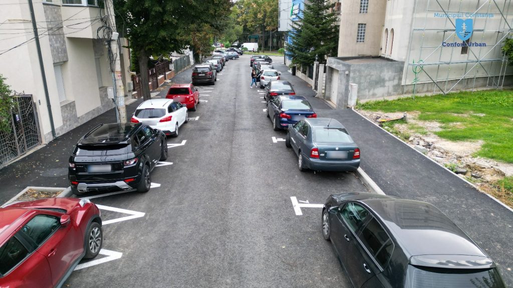 masini parcate Constanta - foto - Primaria Constanta