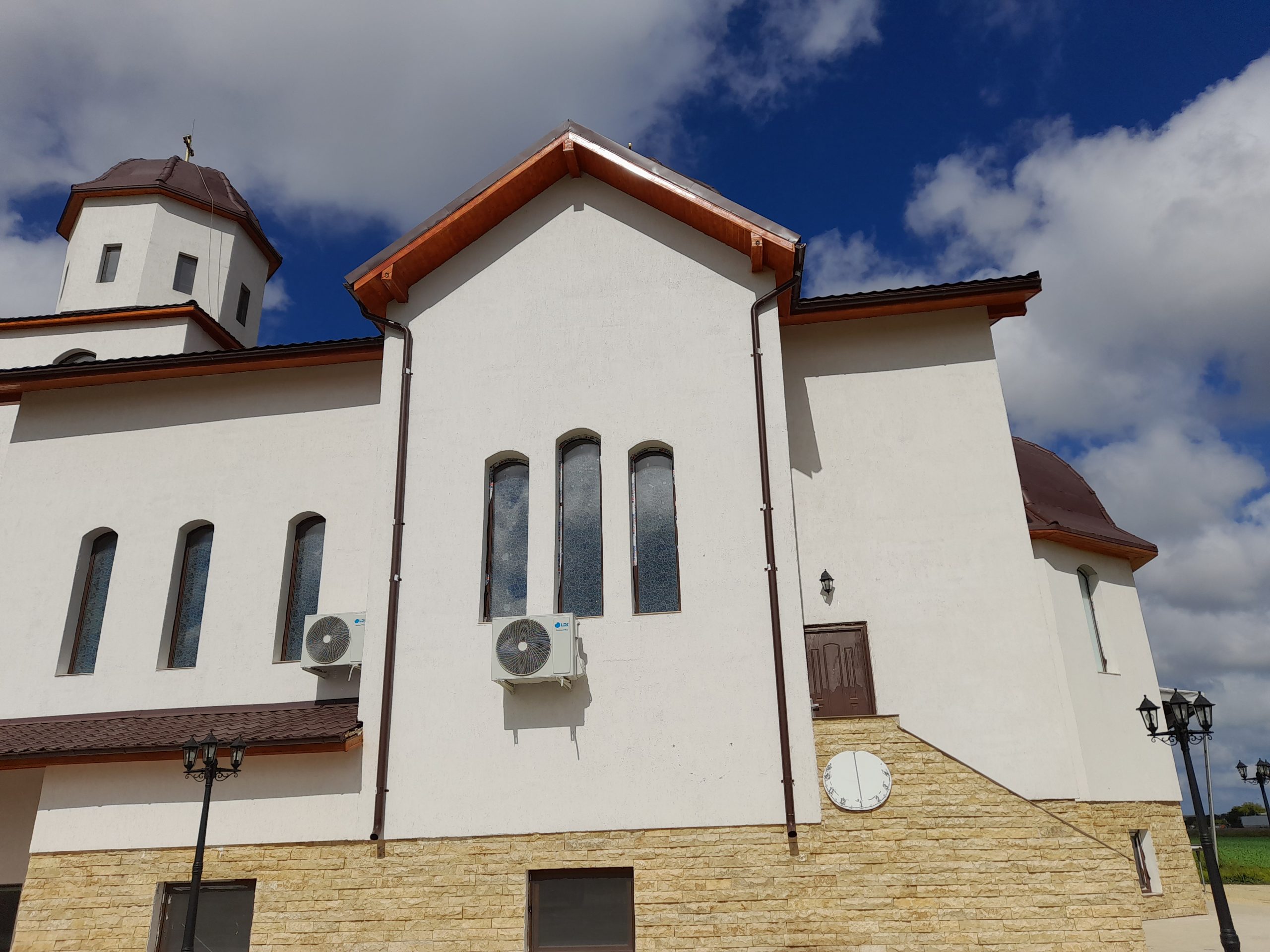 CONSTANȚA: Târnosirea (botezul) bisericii socotită a armânilor