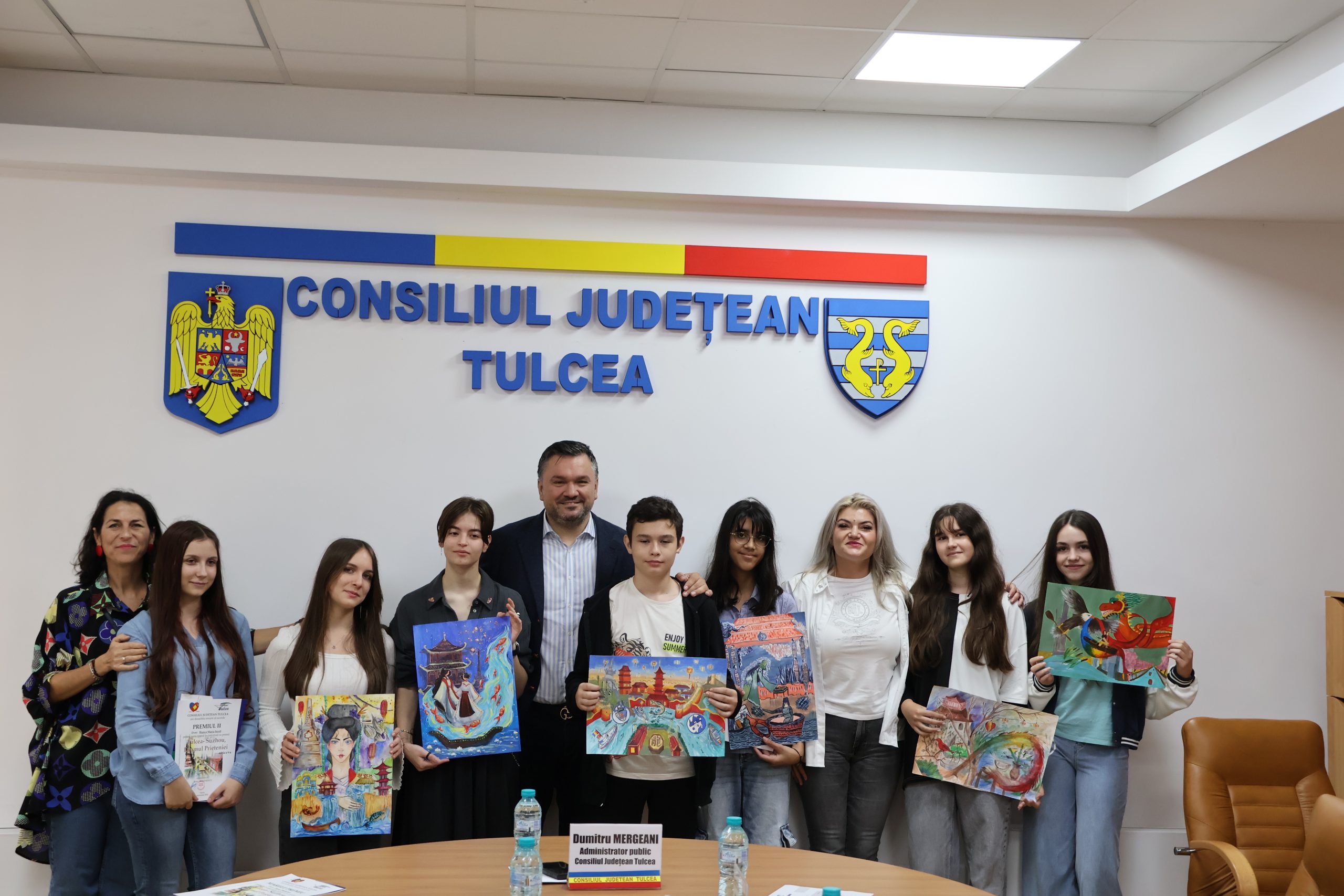 TULCEA: Au fost premiate cele mai frumoase lucrări înscrise la concursul „Tulcea – Suzhou, Drumul Prieteniei“