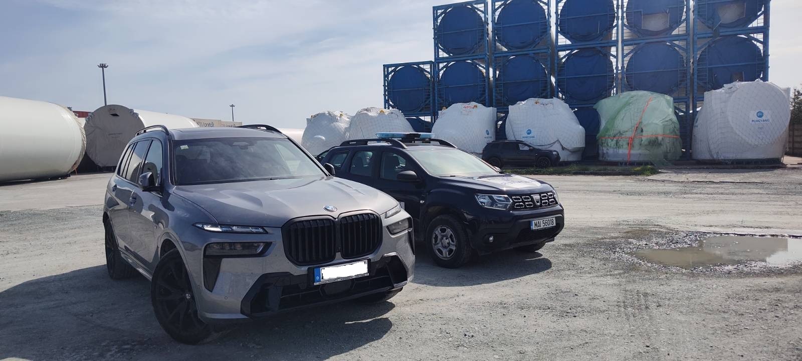 Portul Constanța: Autoturism de lux, în valoare de aproximativ 120.000 de euro, căutat de autoritățile din Germania, descoperit de poliţiştii de frontieră