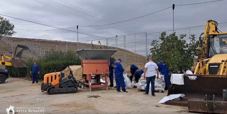 UNDA de VIITURĂ pe DUNĂRE: Mii de saci cu nisip sunt pregătiți de Angajații Apelor Române