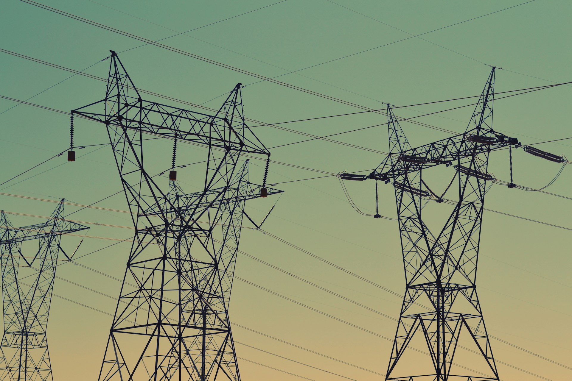 Ministrul Energiei: Au fost agreate 5 măsuri, pentru ca românii să nu mai plătească aproape cea mai scumpă energie din UE