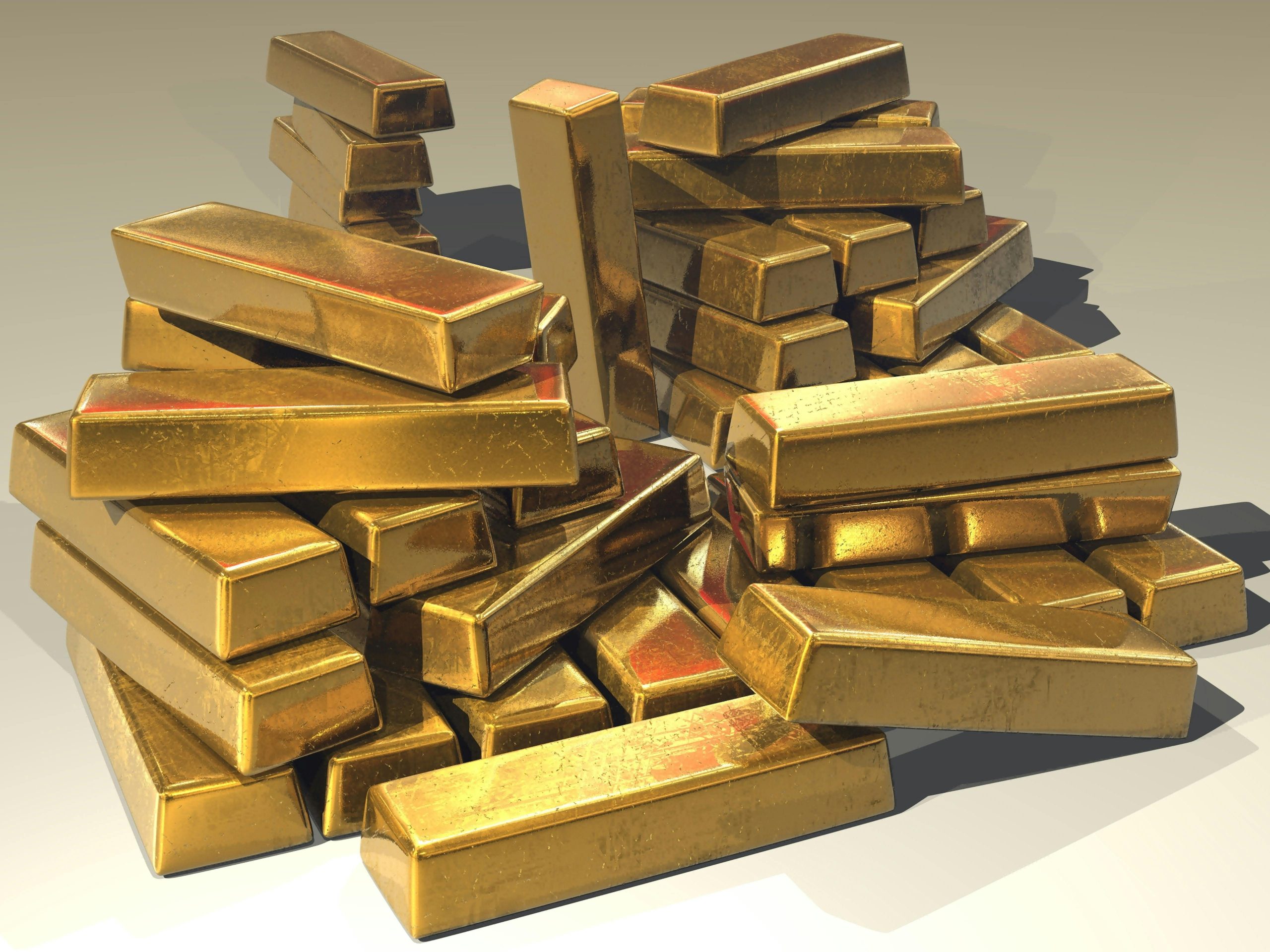 Preţul aurului a atins vineri un maxim istoric, de 373,3536 lei/gram; leul s -a depreciat faţă de euro şi dolar